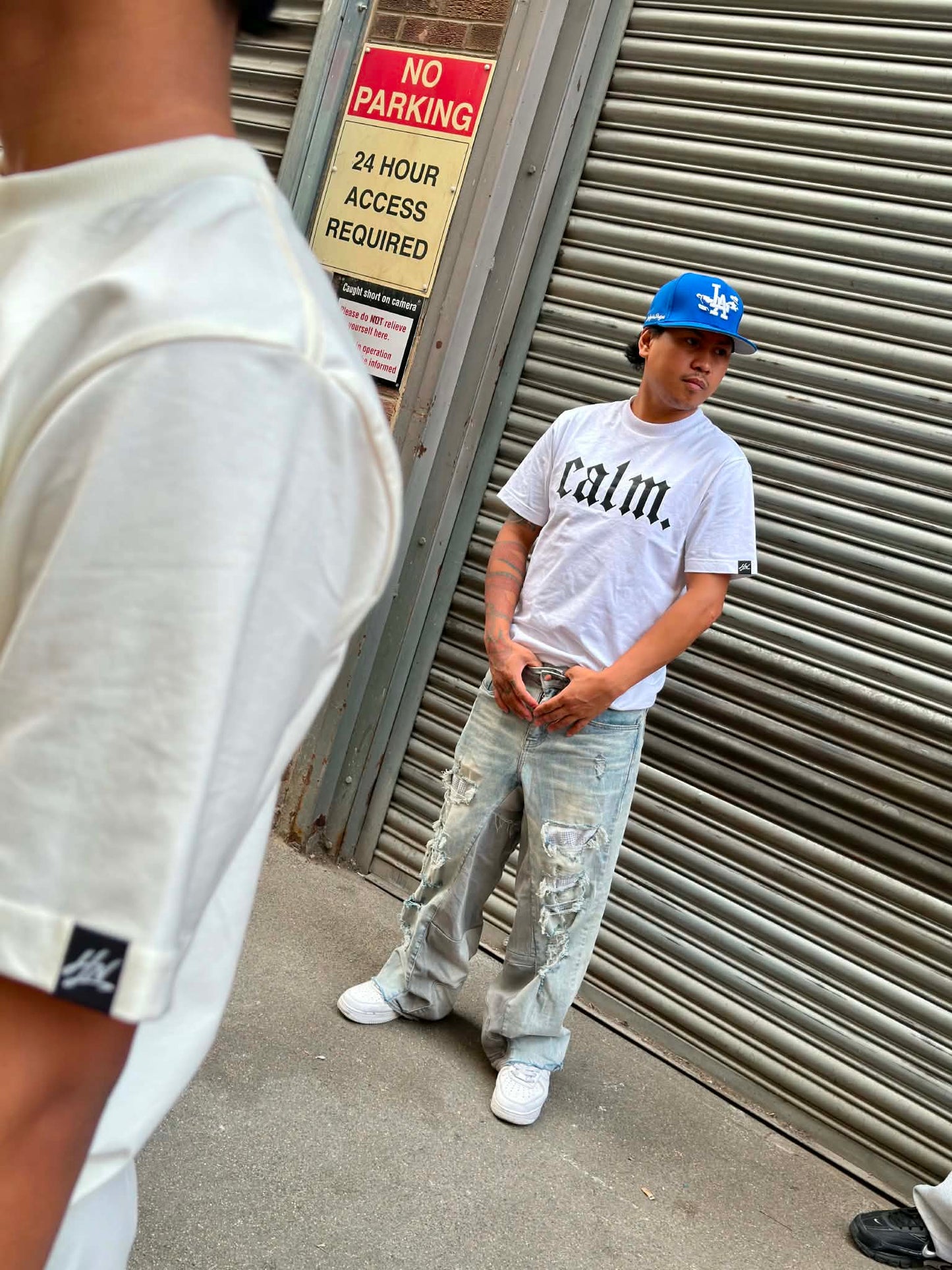 CALM TEE - WHITE
