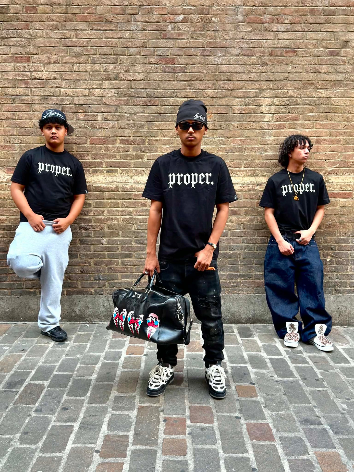 PROPER TEE - BLACK